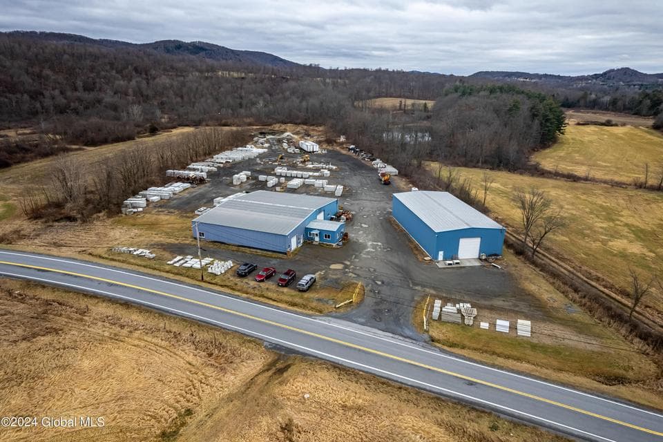 3840 State Route 196, Hartford, NY