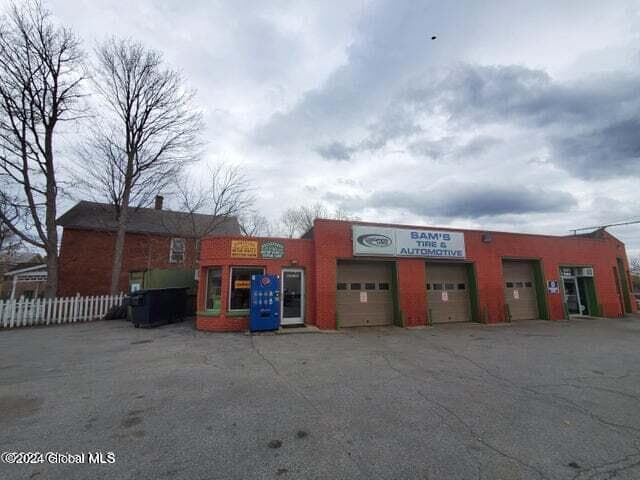 105 Congress Street, Saratoga Springs, NY, photo 2
