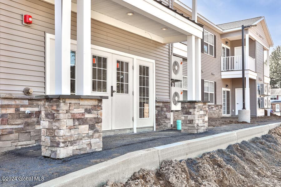 30 Pine Lane, Albany, NY, photo 3