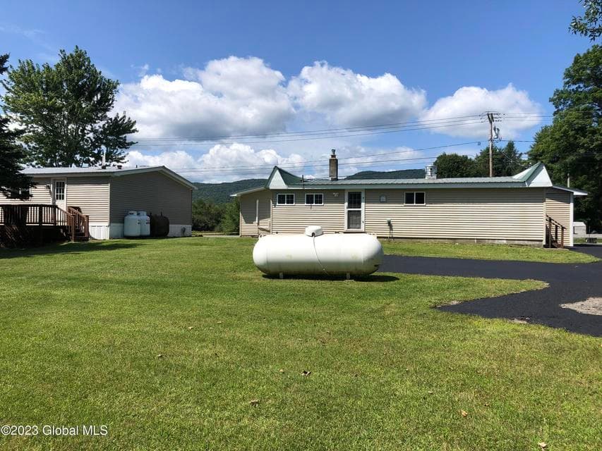 1205 State HWY 30, Mayfield, NY, photo 3