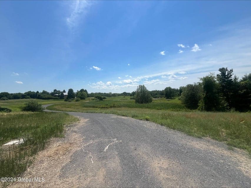 553 Krumkill Road, photo 4