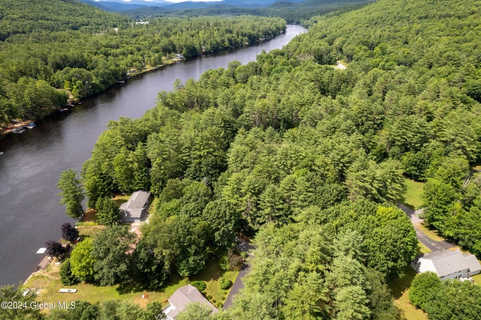 L20 White Birch Drive, Lake Luzerne, NY, photo 5