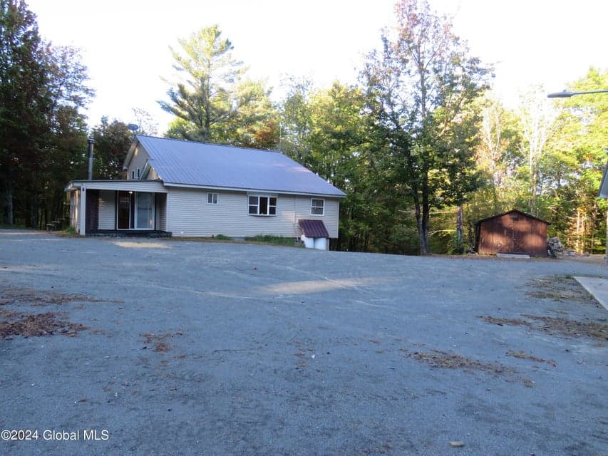129 Ranger Road, photo 2