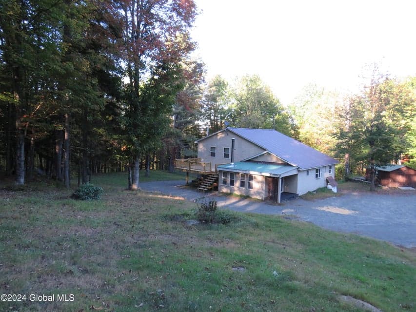 129 Ranger Road, photo 3