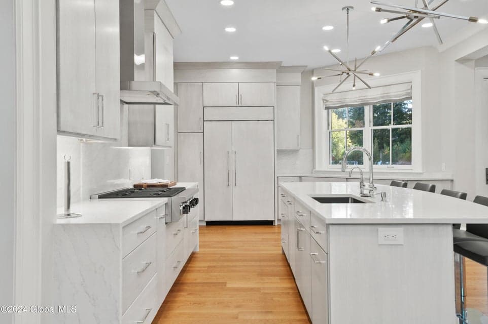 116 Crescent Street, photo 5
