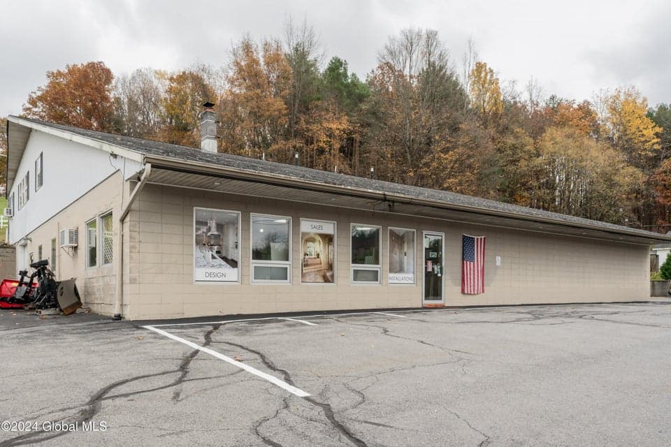 1118 Middle Line Road, photo 2