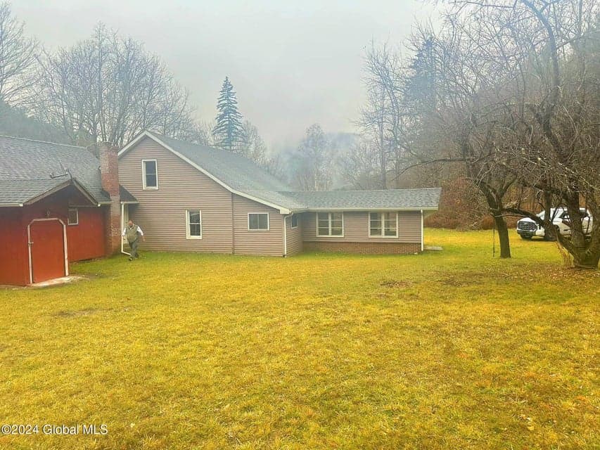 169 Route 17, photo 4