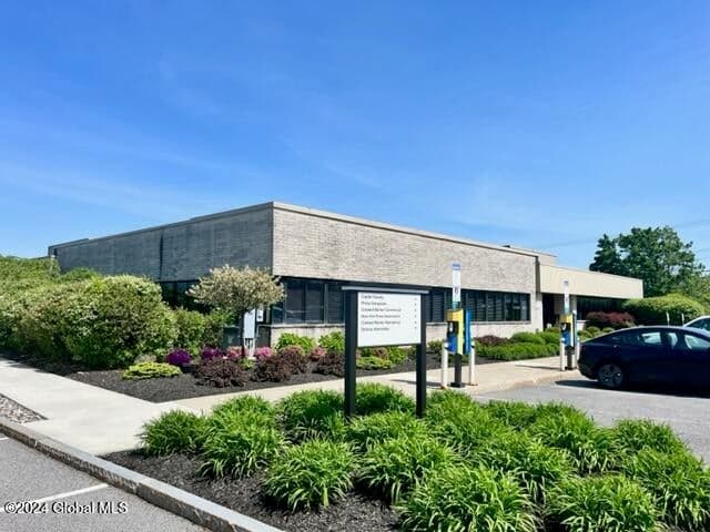 621 Columbia Street, Cohoes, NY, photo 1