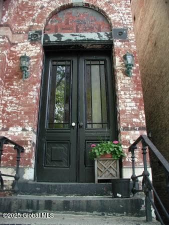 578 Madison Avenue, photo 2