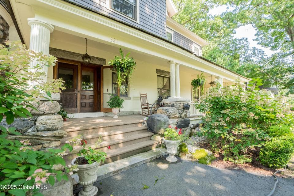 321 Guy Park Avenue, Amsterdam, NY, photo 4