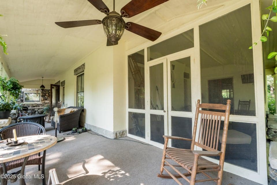 321 Guy Park Avenue, Amsterdam, NY, photo 5
