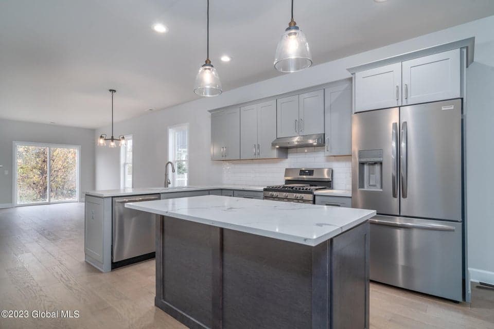 59 Priddle Lane, Colonie, NY 12110, photo 2