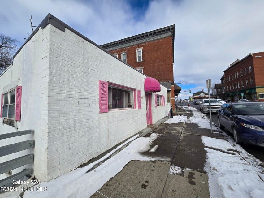 85 N Main Street, Mechanicville, NY, photo 3