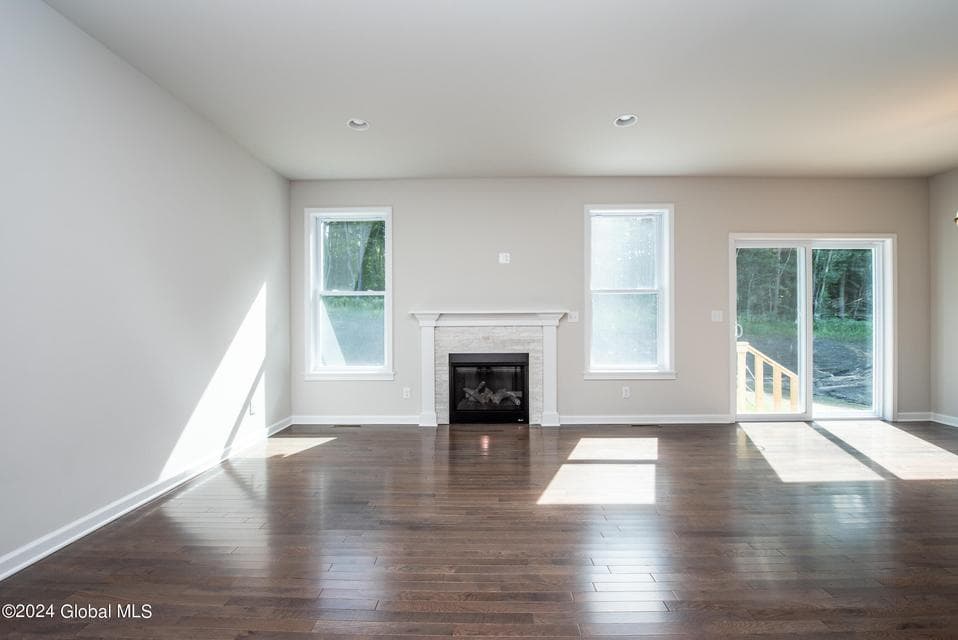 5 Blue Aster Lane, photo 2