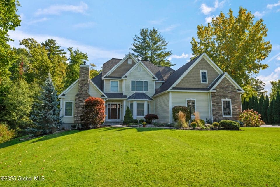 240 Menlo Park Road, Niskayuna, NY, photo 1