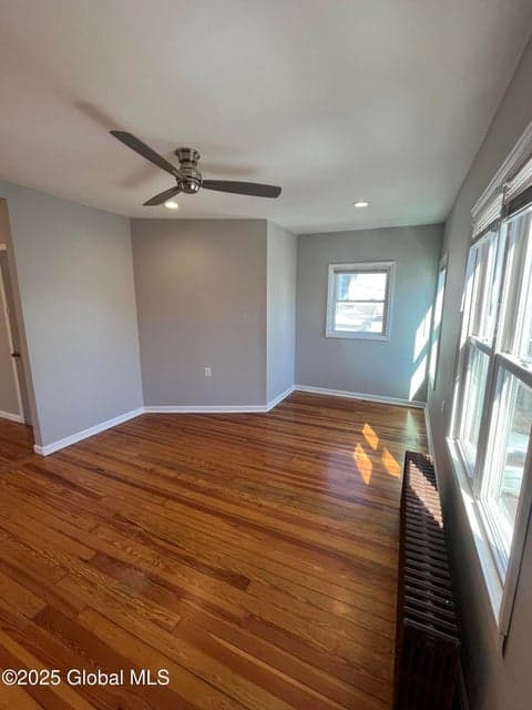 2327 12th Avenue, photo 5