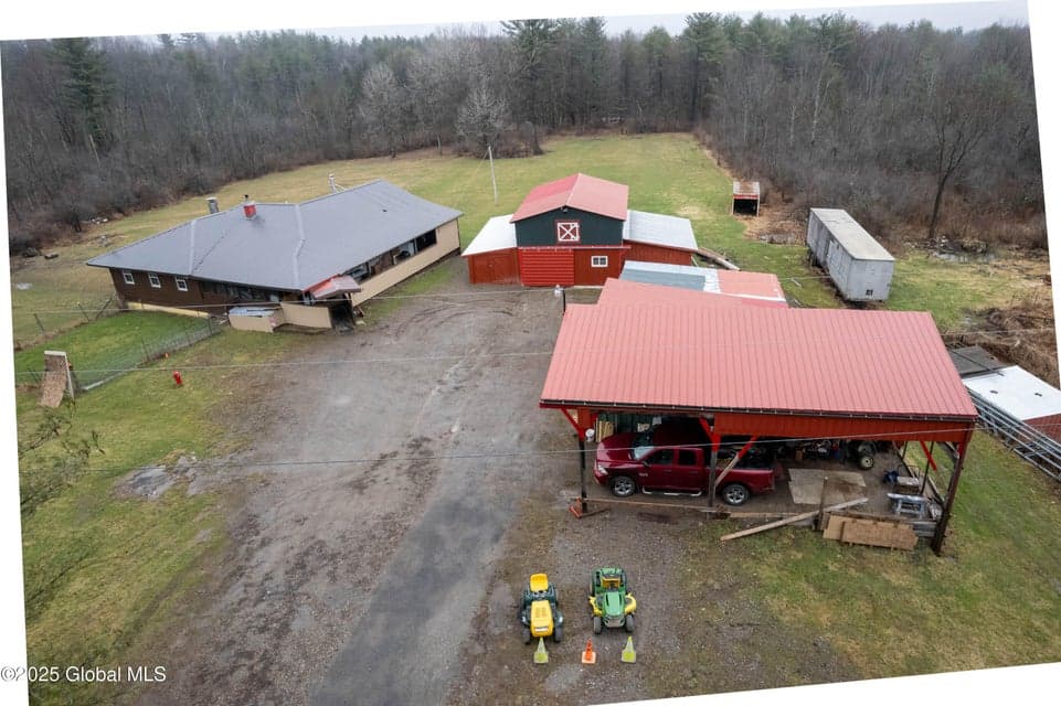 589 Anderson Road