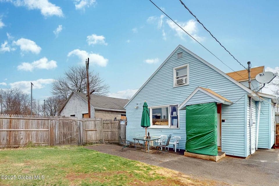 1067 Cutler Street, Schenectady, NY 12303, photo 1