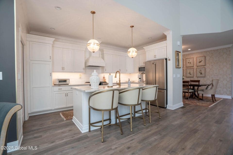 63 Cambridge Way, photo 4