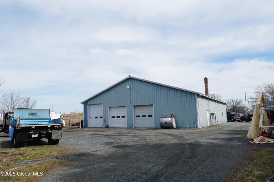 43 Frontage Road, Glenmont, NY, photo 4