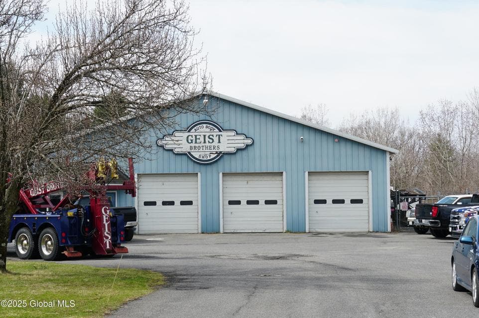 43 Frontage Road, Glenmont, NY, photo 2