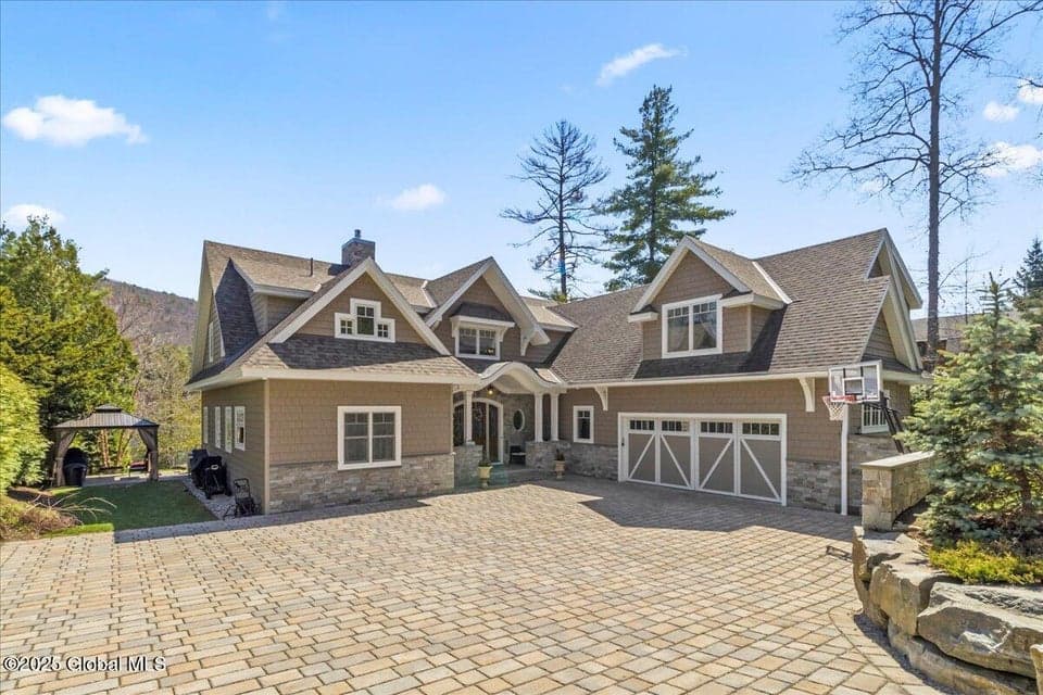 135 Seelye Road, Queensbury, NY, photo 1