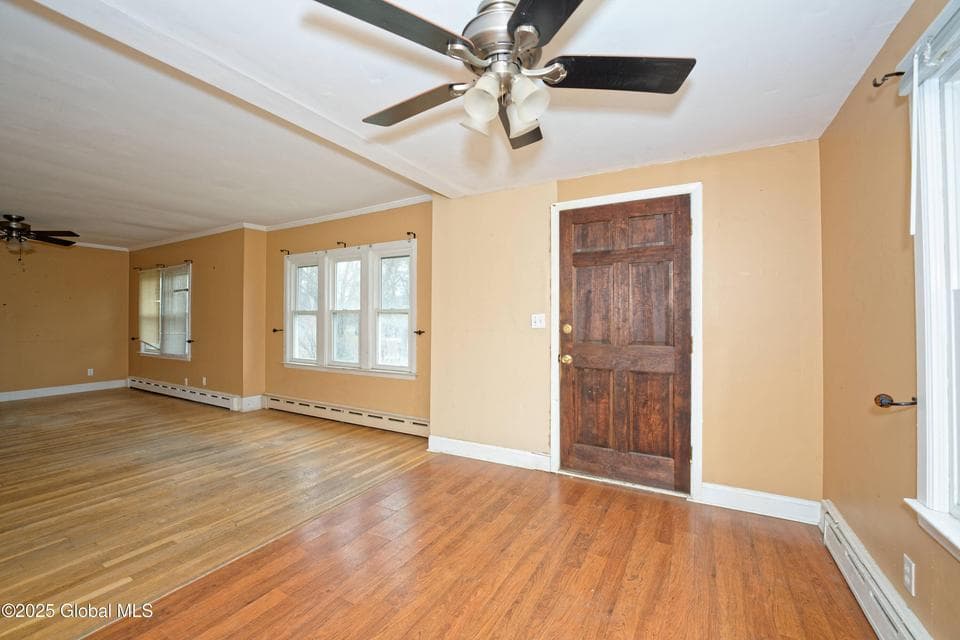 387 Hudson River Road, photo 5