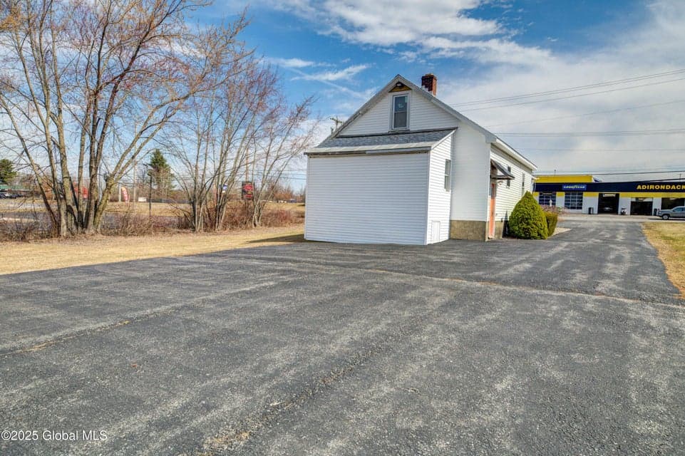 4834 State Highway 30, photo 3