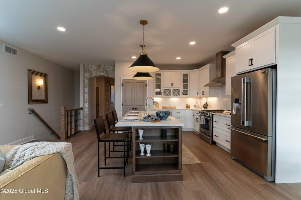7 Magnolia Drive, Halfmoon, NY, photo 4