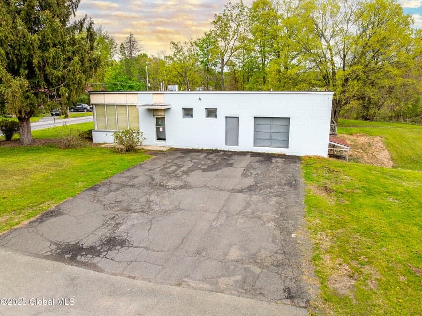 100 Eastover Road, Schaghticoke, NY 12182, photo 1