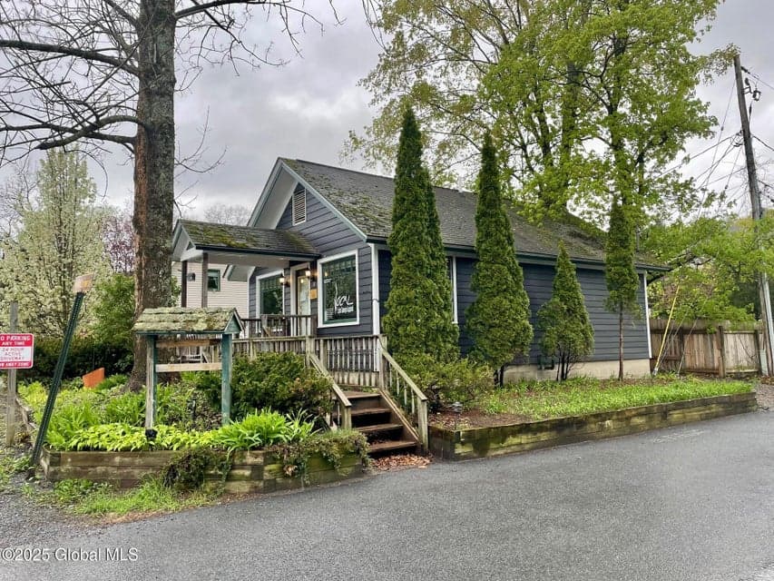 2 Karl's Corner Drive, Bolton, NY, photo 2