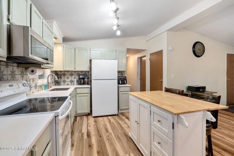 57 Brookside Acres Lane, photo 3