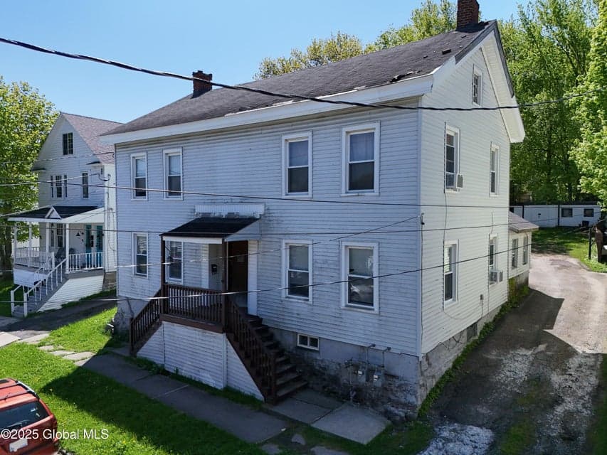 122 Hoosac Street, Johnstown, NY 12095, photo 1