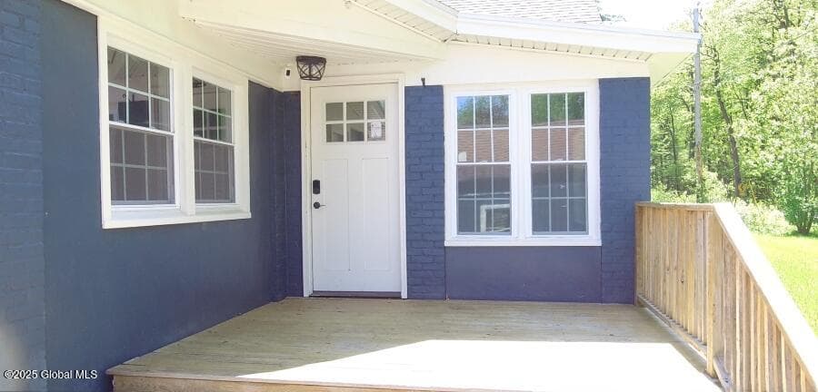 96 W Deans Mill Road, New Baltimore, NY, photo 2