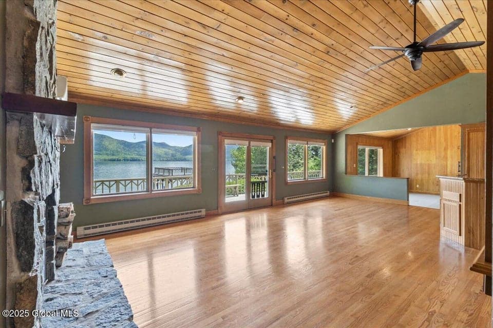31 Fish Point Road, Bolton, NY, photo 2