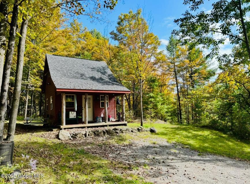 981 New Hague Road, photo 3