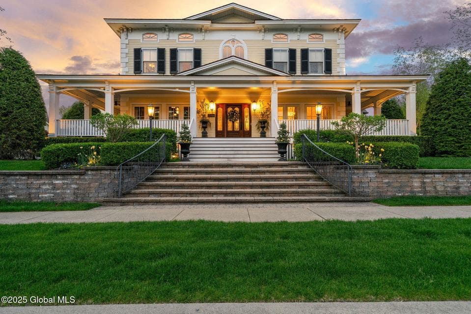 2 Campion Lane, Saratoga Springs, NY, photo 2