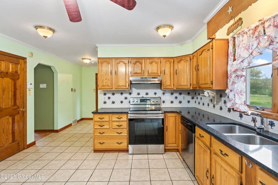 123 Rose Vidot Drive, Florida, NY, photo 4