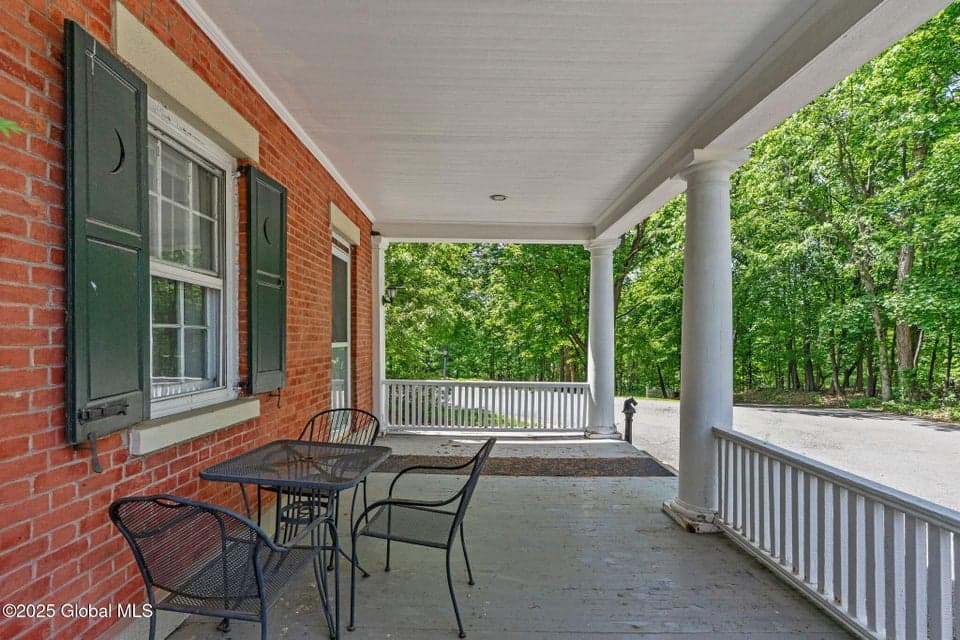 96 Thompson Hill Road, photo 5
