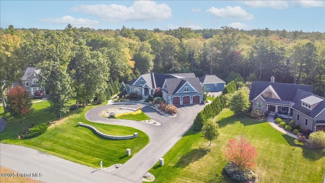 18 Rose Terrace, Wilton, NY, photo 2