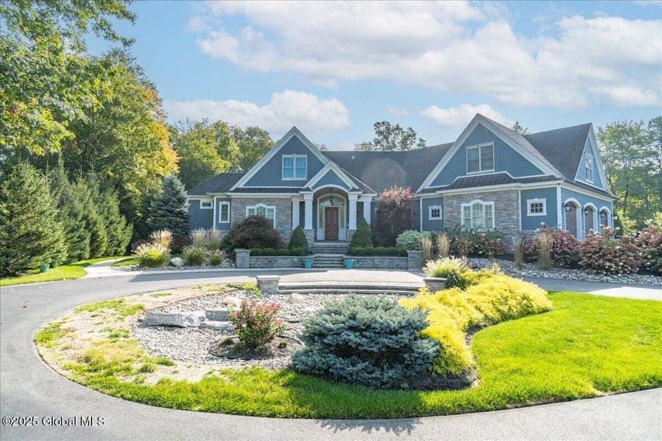 18 Rose Terrace, Wilton, NY, photo 5