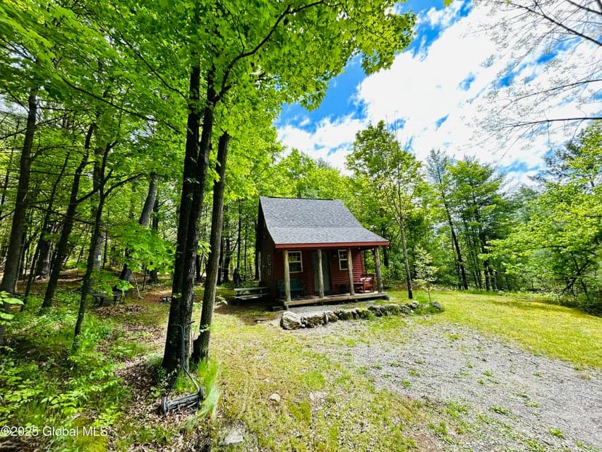 981 New Hague Road, photo 2