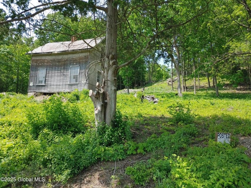 67 Hutton Square Road, photo 2