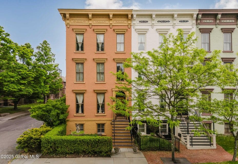 1 E Court Street, Hudson, NY, photo 1