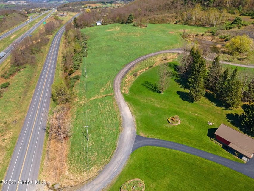 L9 Ski Tow Road, photo 3