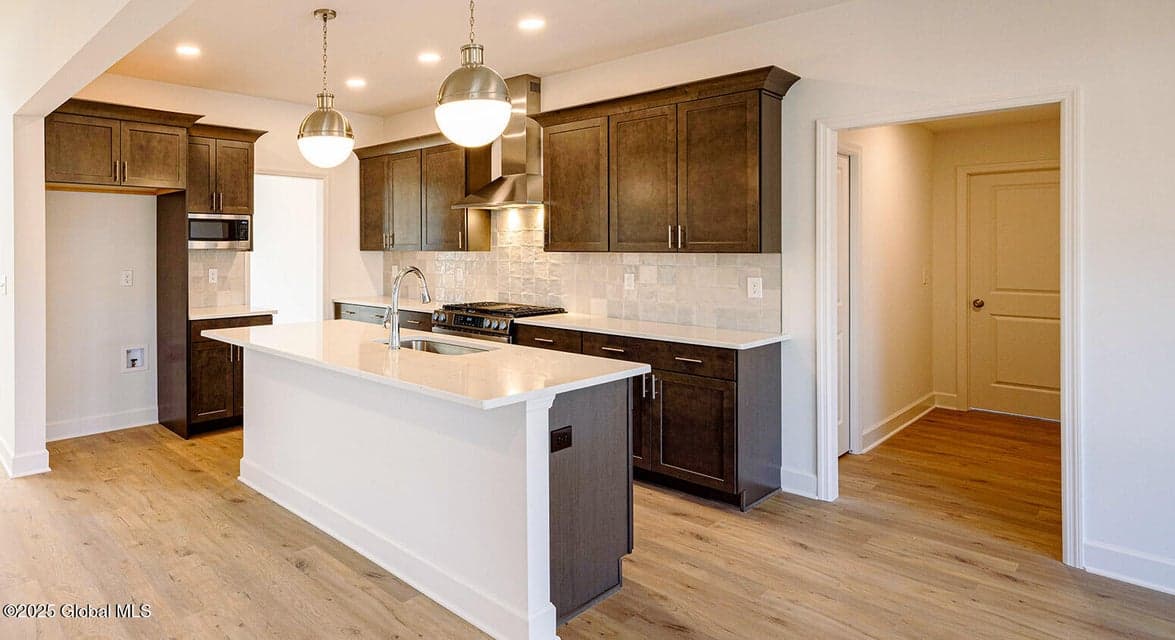 4 Bergen Place, Niskayuna, NY, photo 5