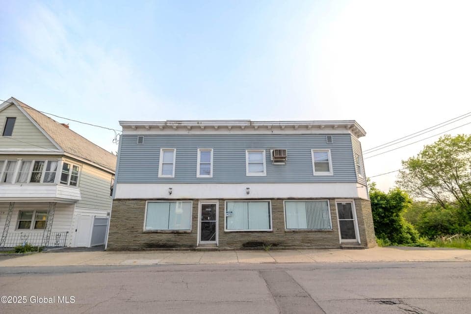 1374 10th Avenue, Schenectady, NY, photo 1