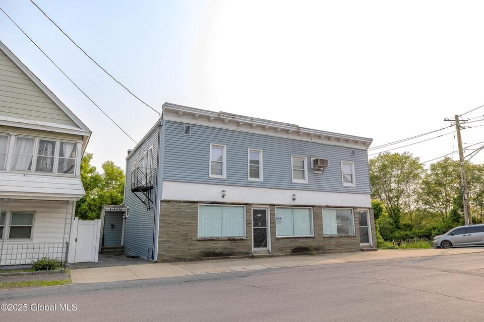 1374 10th Avenue, Schenectady, NY, photo 4