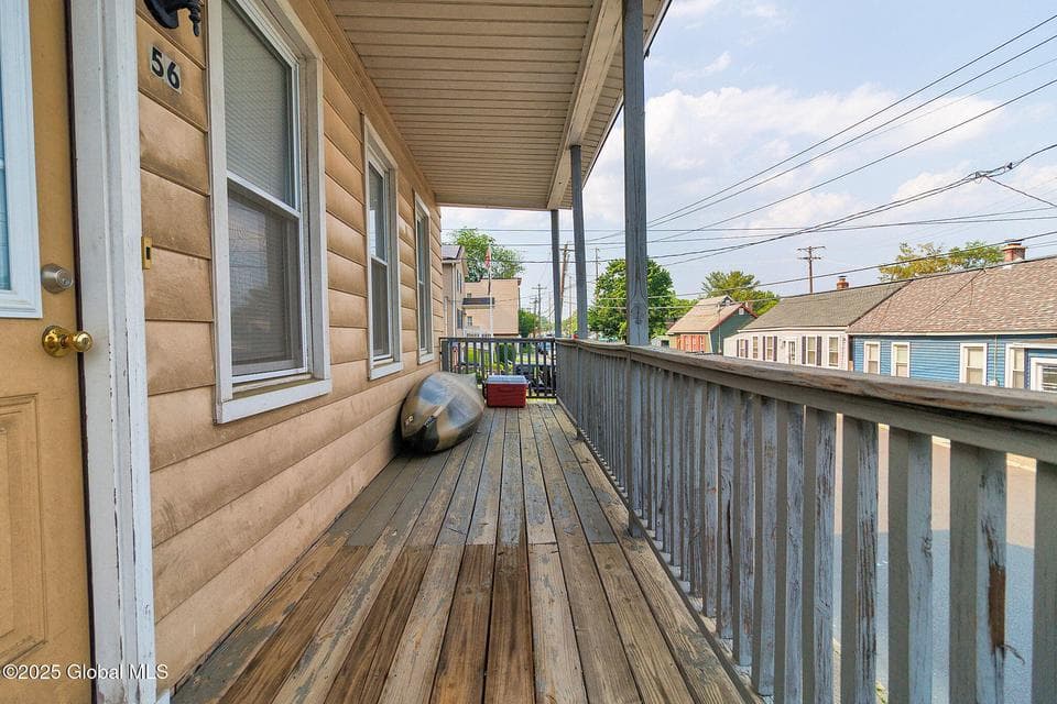 56 Central Avenue, photo 2