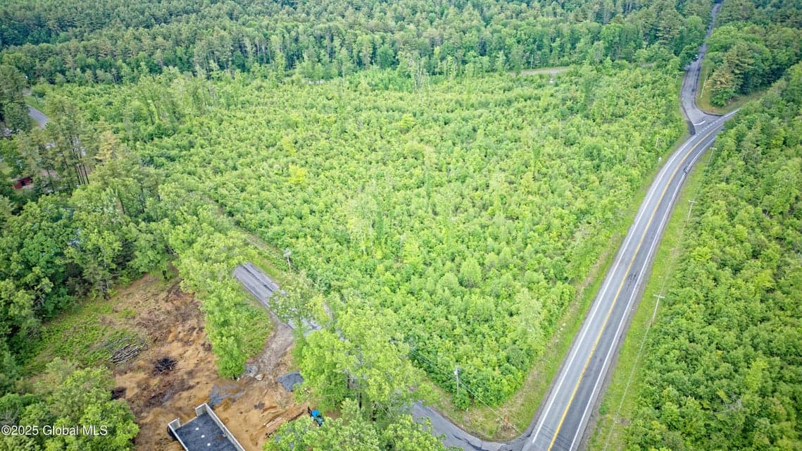 L2 Nine Mile Tree Road, photo 2